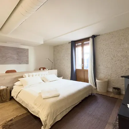 Apartment Urban Design &