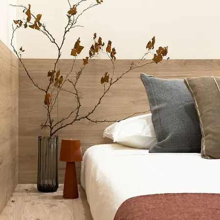 Apartment Urban Design & *